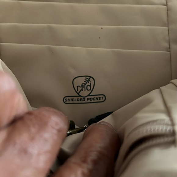 Traveling Blue cross body anti theft travel bag. - Picture 4 of 4